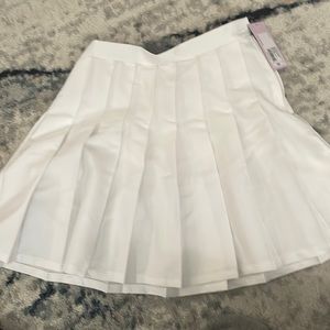Pleated mini skirt